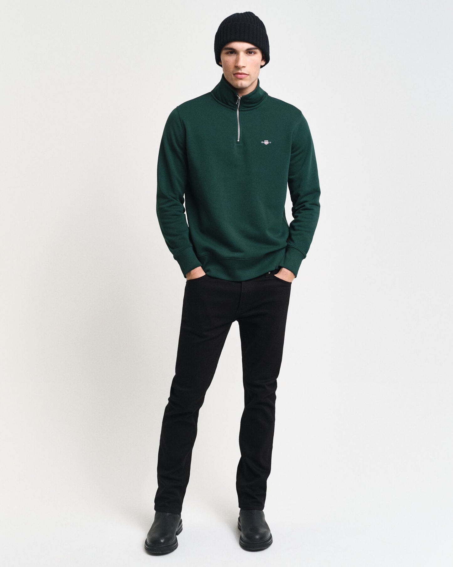 Shield-Half-Zip-Sweatshirt