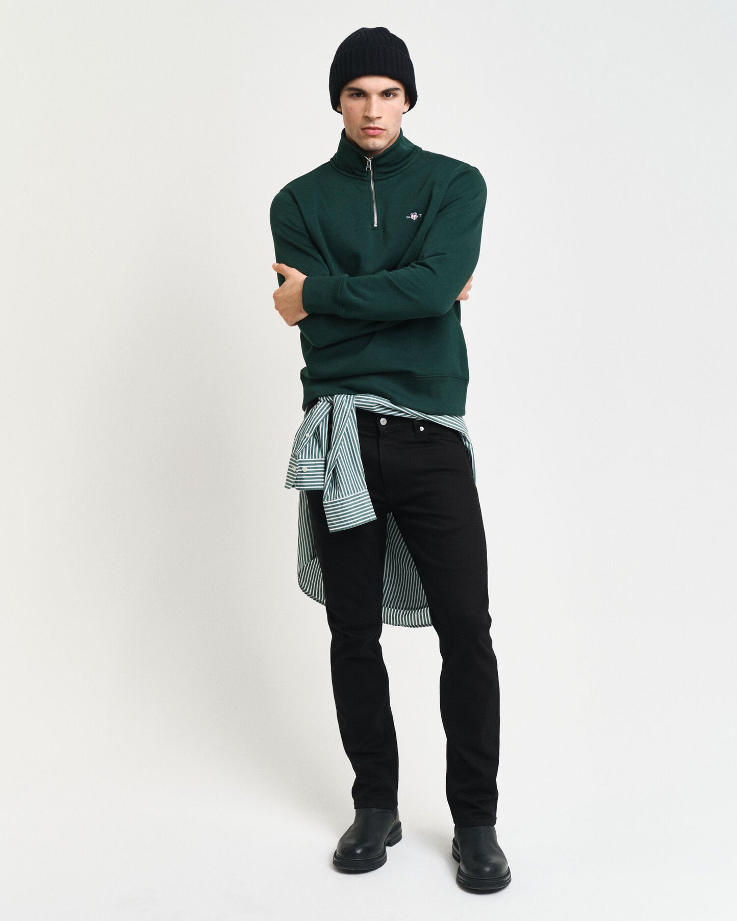 Shield-Half-Zip-Sweatshirt