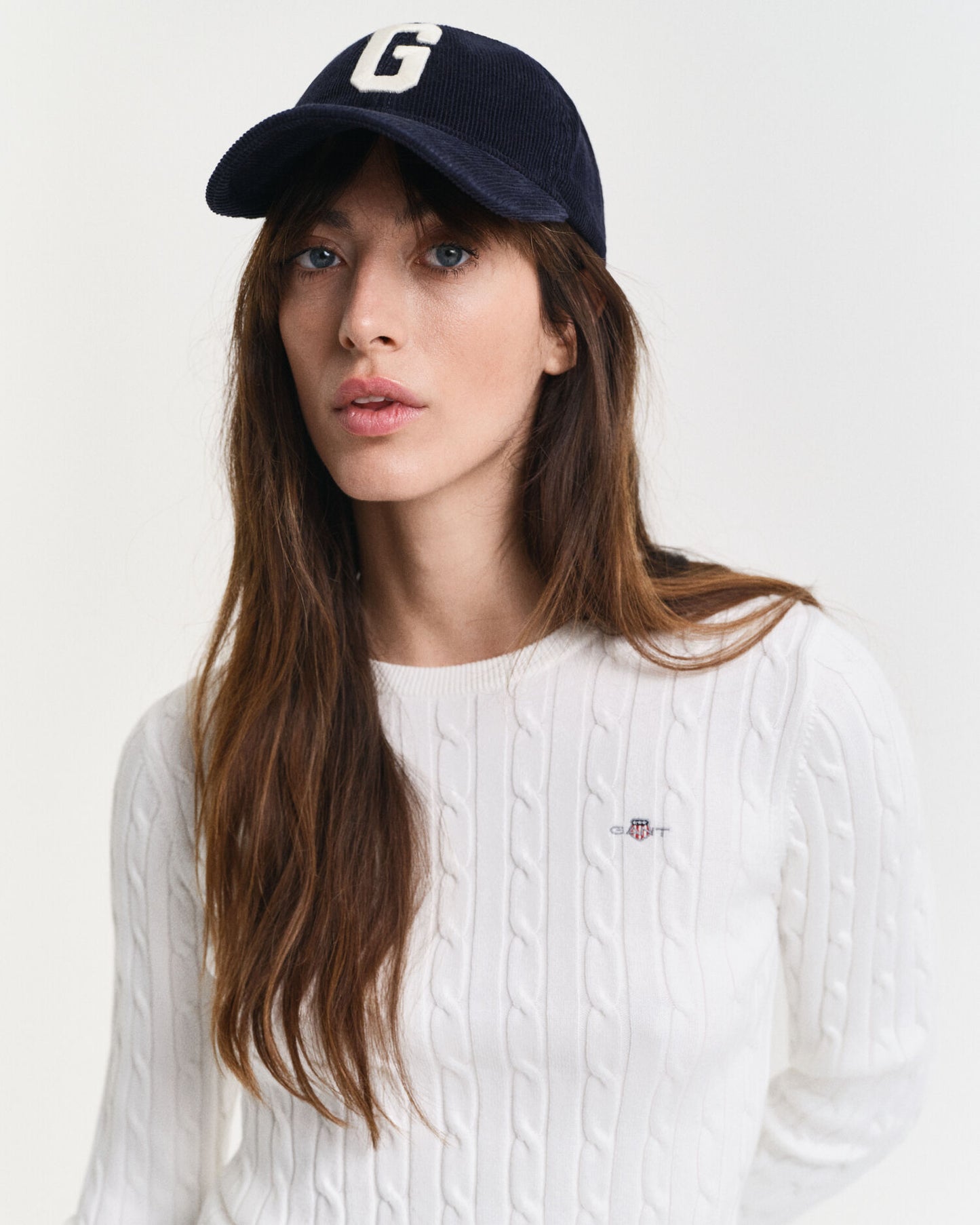 Pullover aus Stretch-Baumwolle mit Zopfmuster und Rundhalsausschnitt