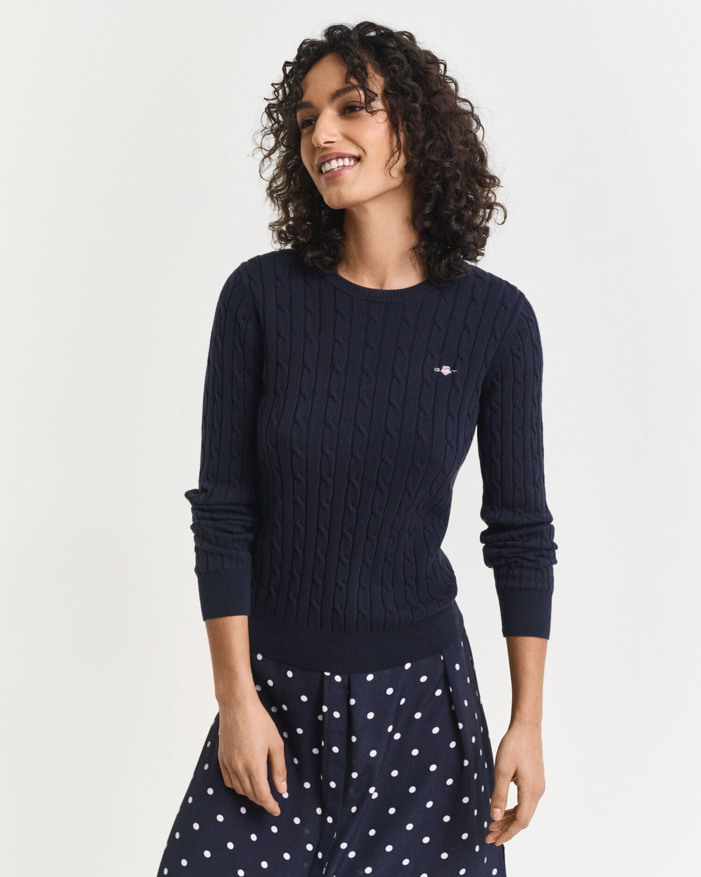 Pullover aus Stretch-Baumwolle mit Zopfmuster und Rundhalsausschnitt