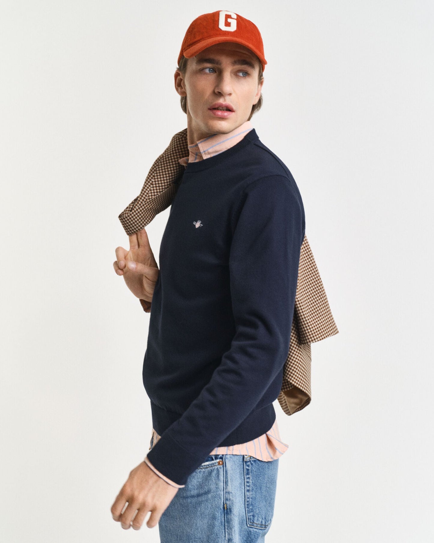 Klassischer Baumwollpullover mit Rundhalsausschnitt