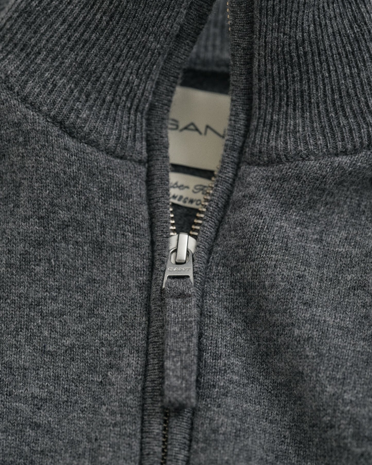 Superfeiner Lammwoll-Cardigan mit Reißverschluss