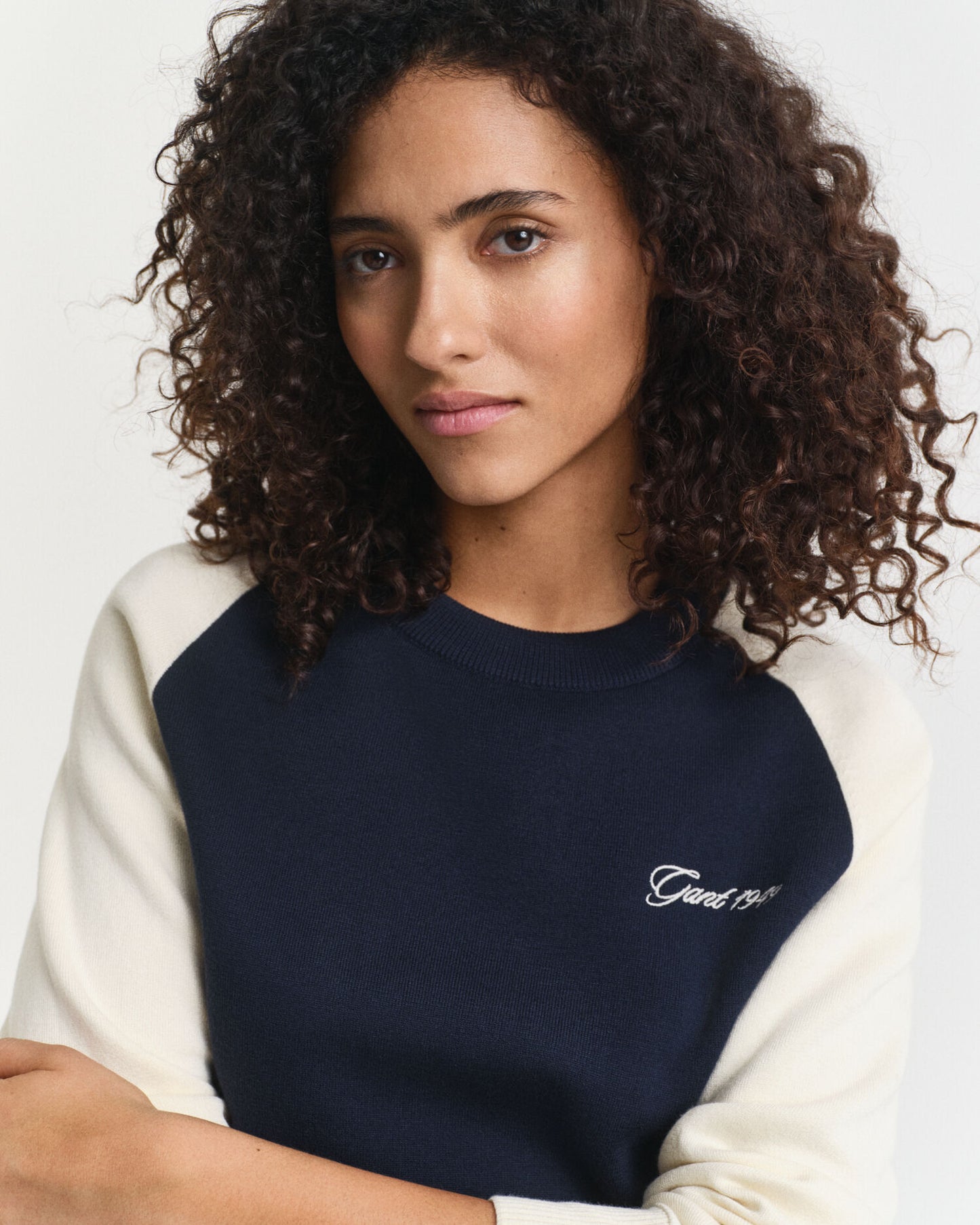 Color Blocked Crew Neck Sweater