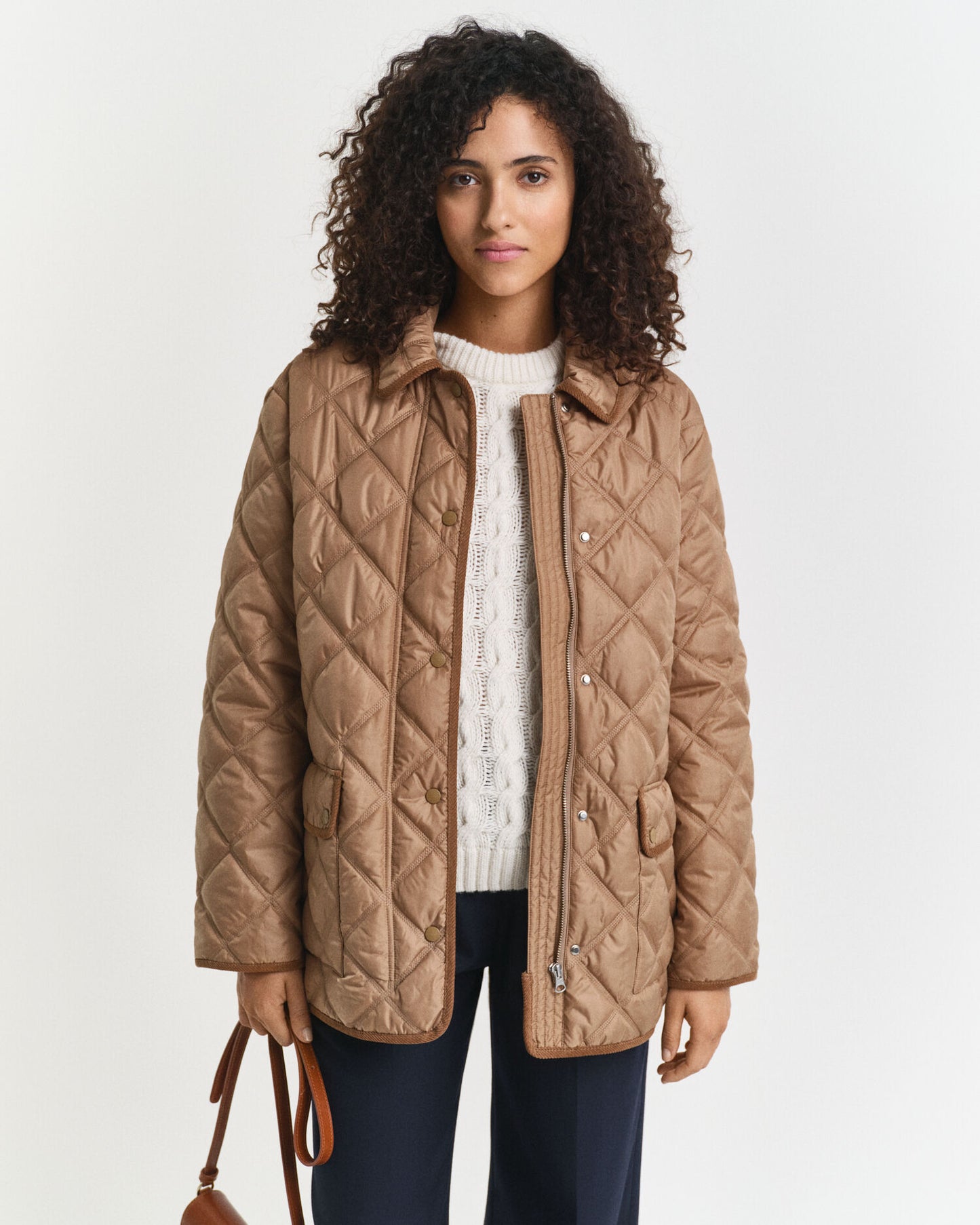 Gesteppte Jacke mit Kordbesatz