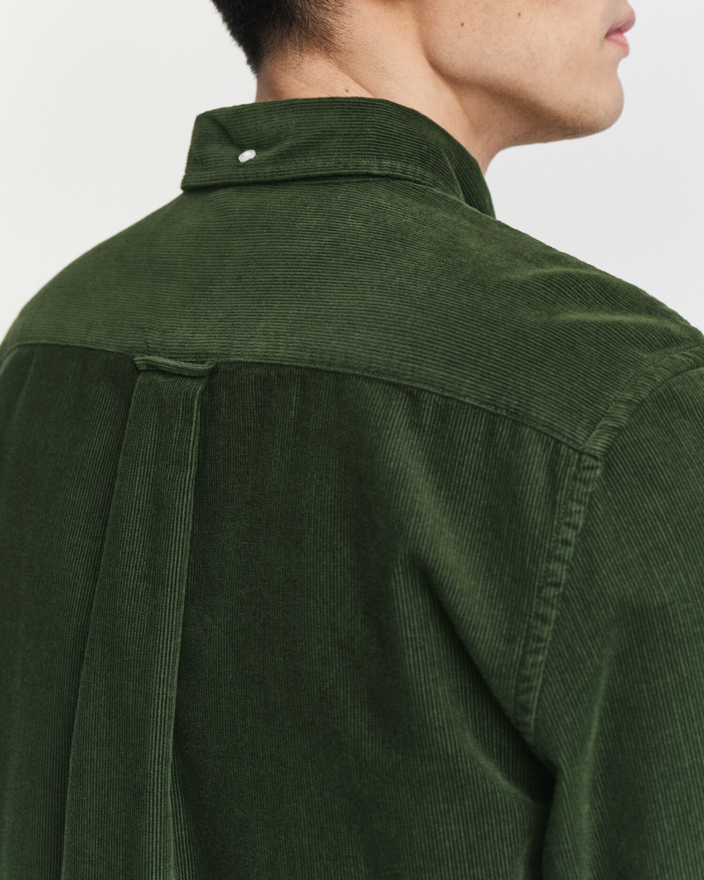 Chemise en velours côtelé de coton coupe droite