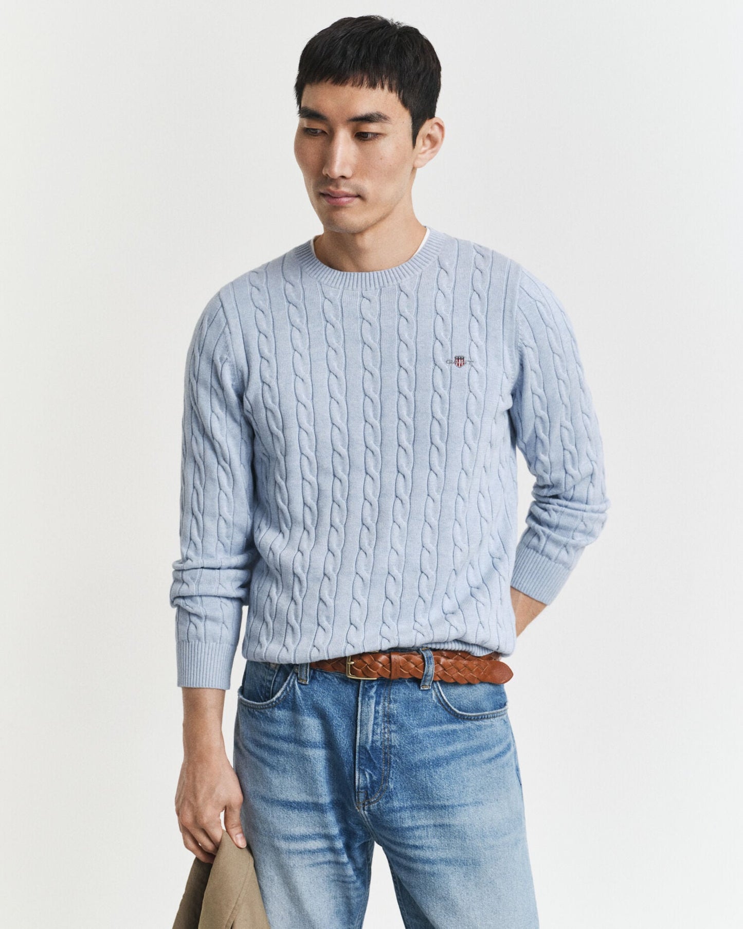 Pull en maille torsadée de coton à col rond