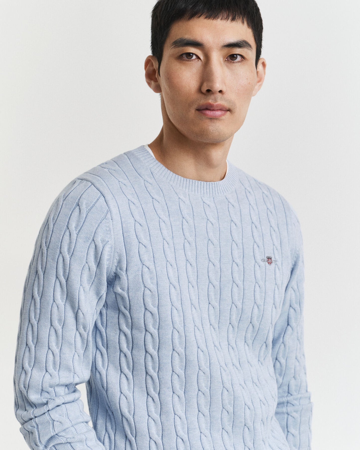 Baumwoll-Zopfstrickpullover mit Rundhalsausschnitt