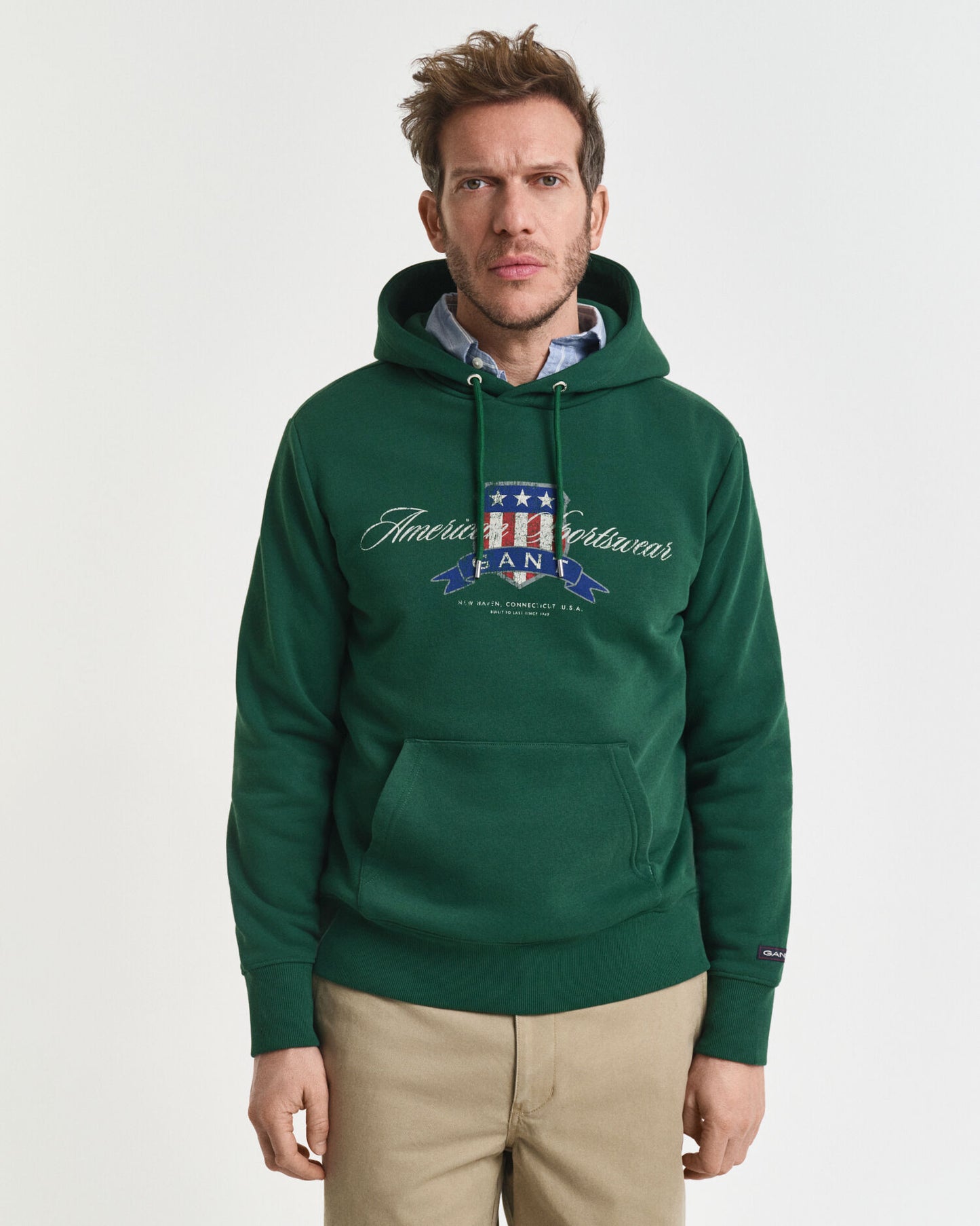 Kapuzenpullover mit Wappenmotiv