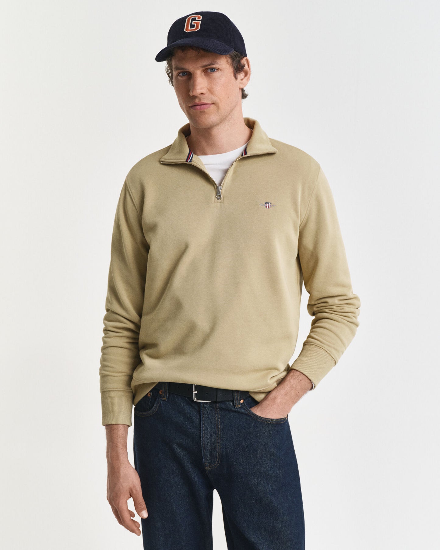 Shield-Half-Zip-Sweatshirt