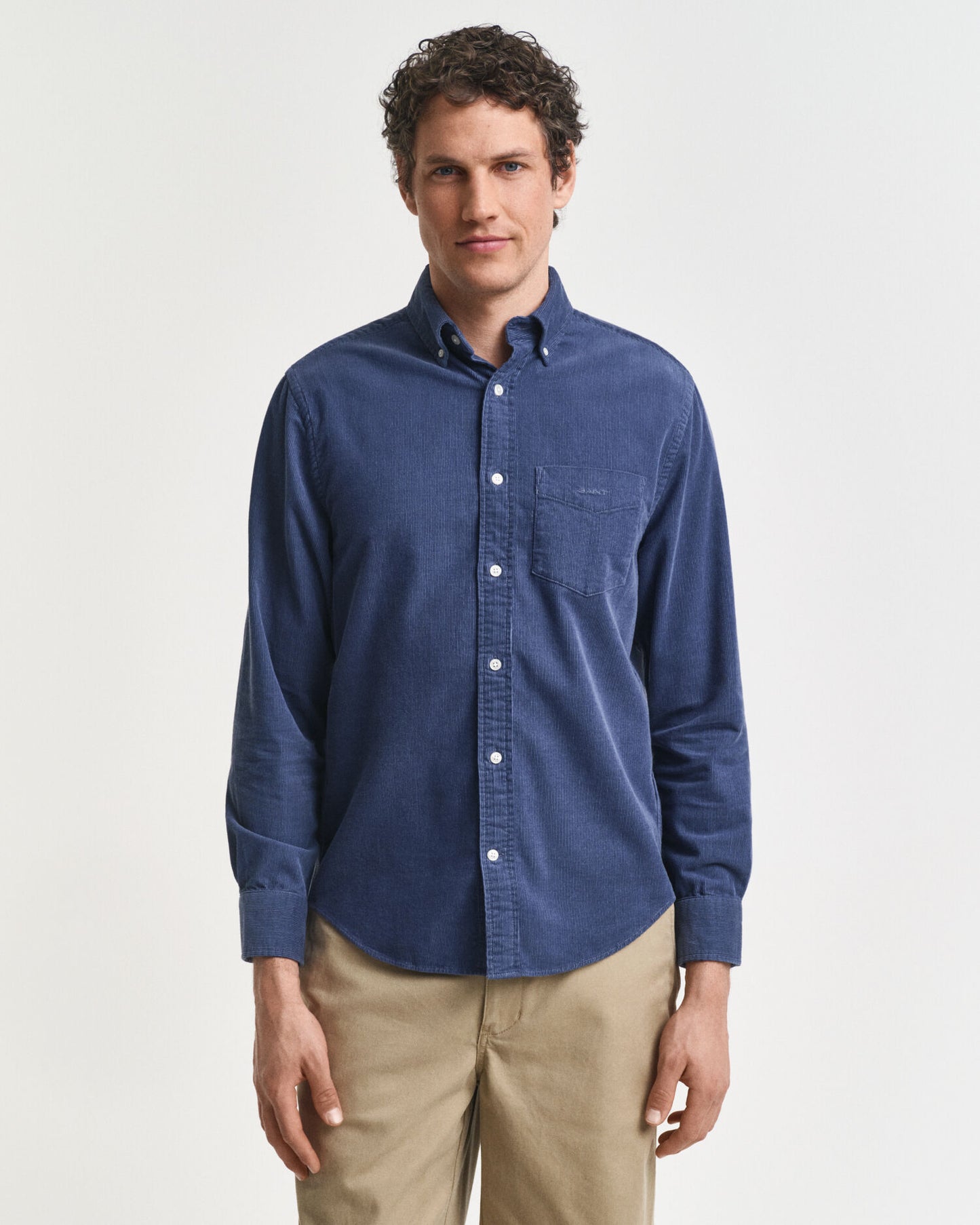 Chemise regular en velours côtelé