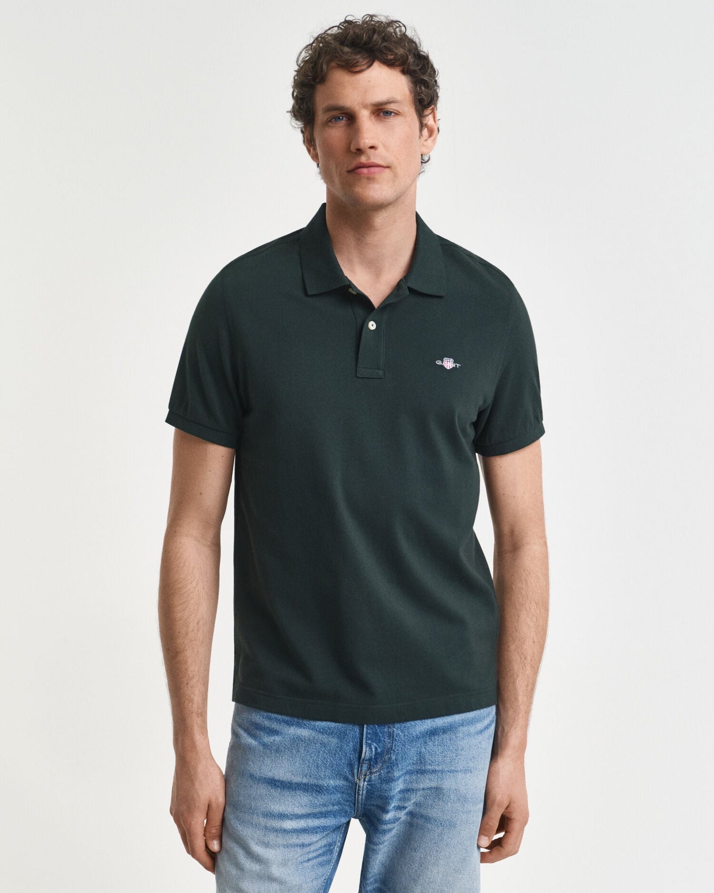 Polo en piqué coupe droite à écusson