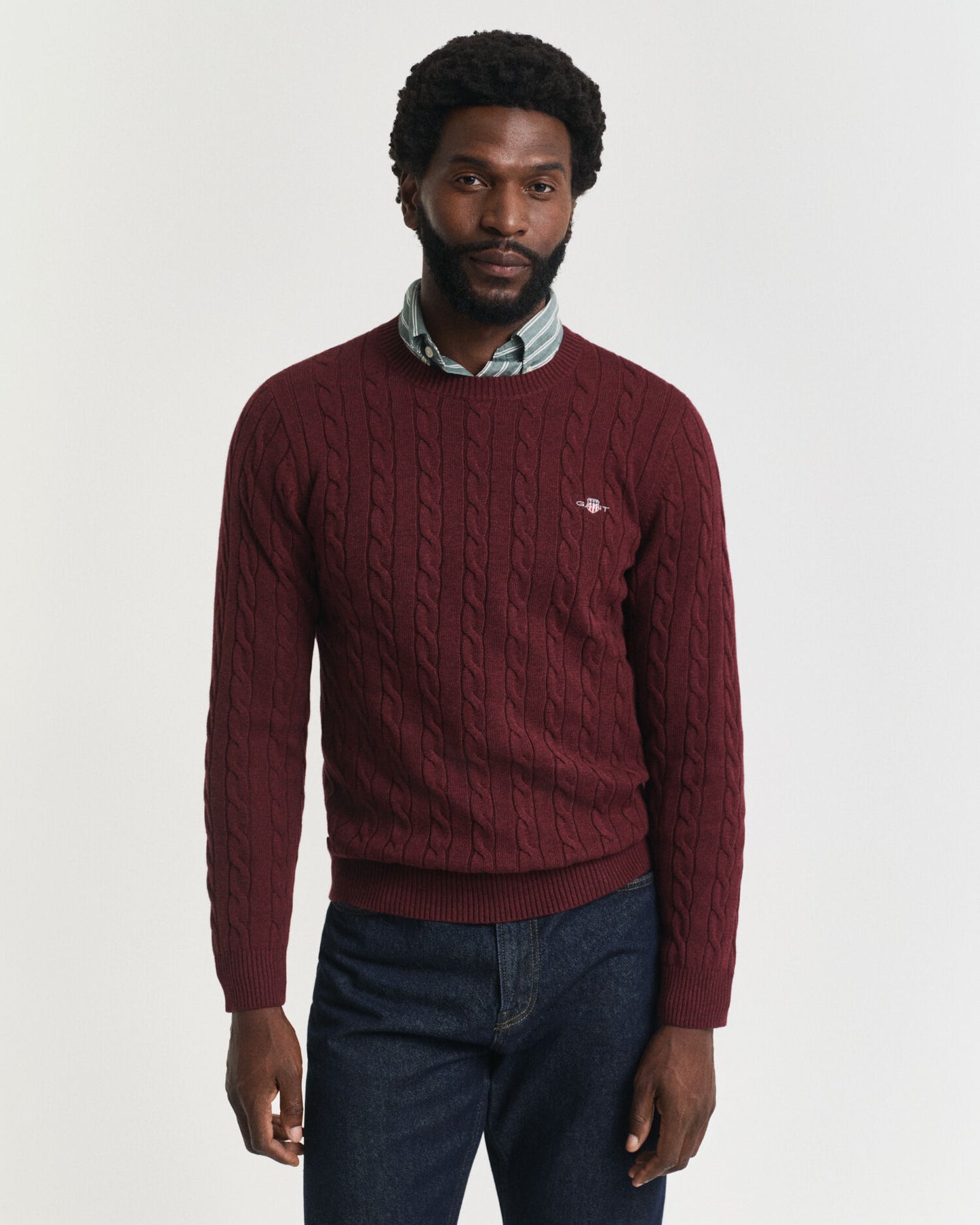 Baumwoll-Zopfstrickpullover mit Rundhalsausschnitt