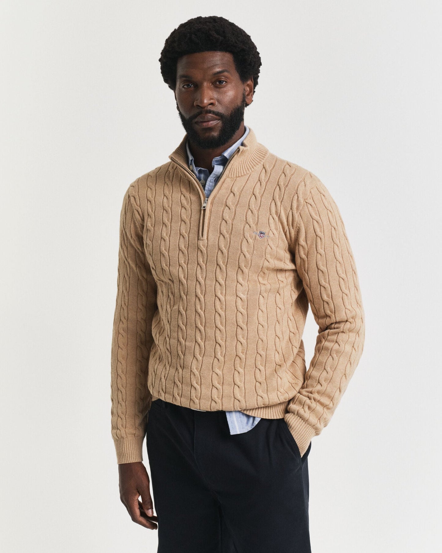 Baumwoll-Zopfstrickpullover mit halbem Reißverschluss