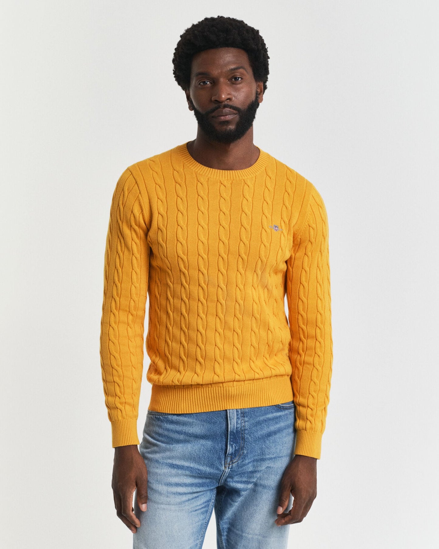 Pull en maille torsadée de coton à col rond