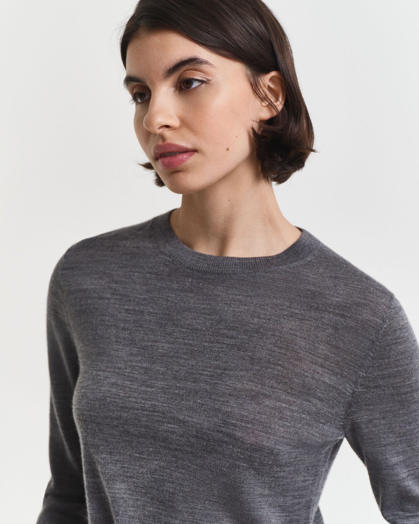 Pullover aus extrafeiner Merinowolle mit Rundhalsausschnitt