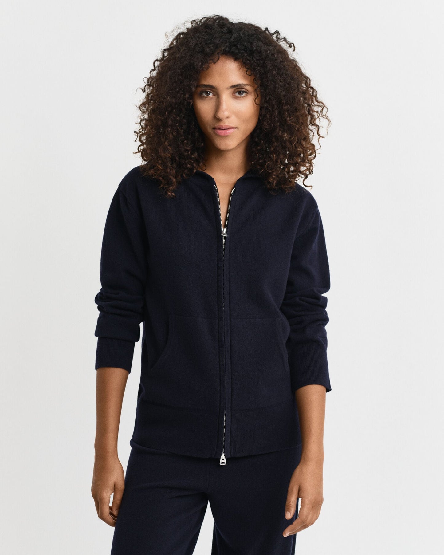 Sweat à capuche zippé en agneau superfin