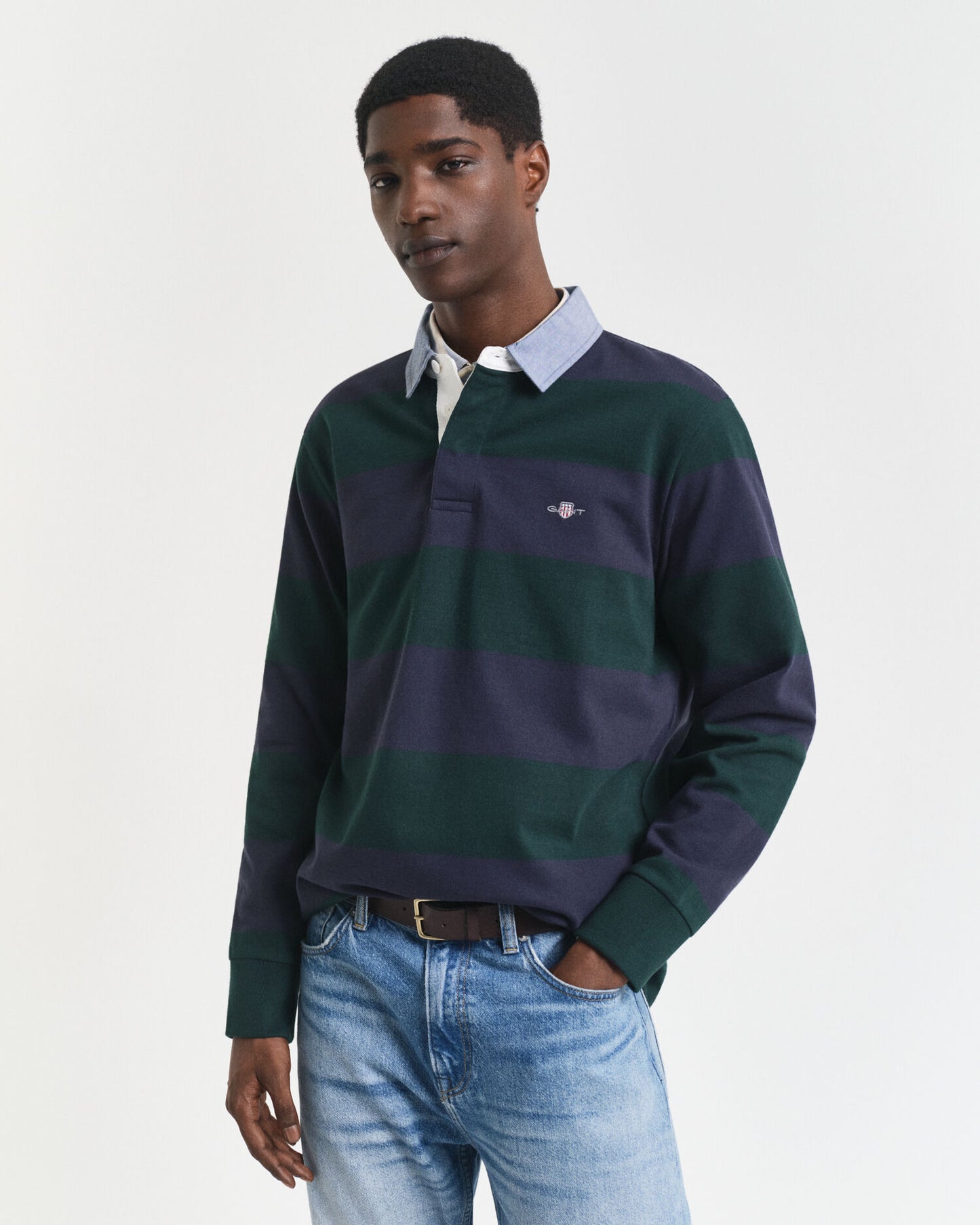 Rugger mit Chambray-Kragen und Streifen