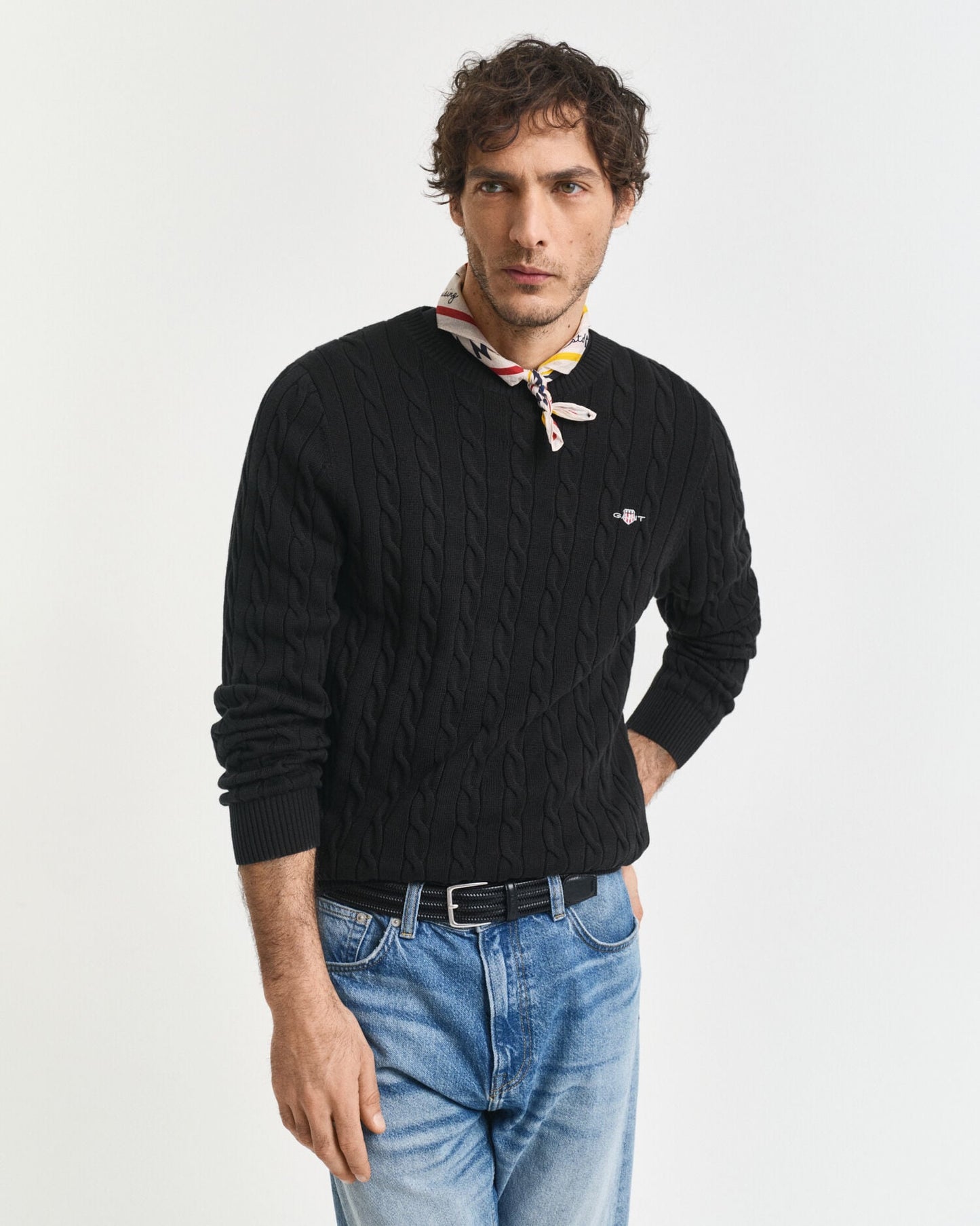 Pull en maille torsadée de coton à col rond